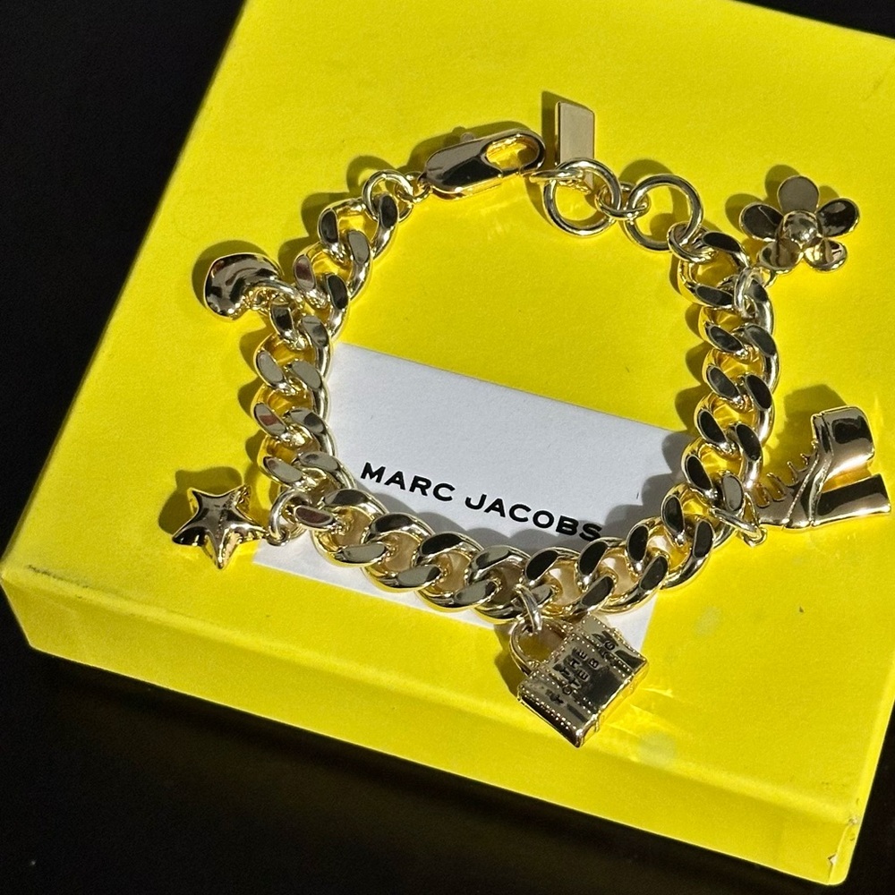 Marc Jacob’s Gold Charm Bracelet - Picture 3 of 5